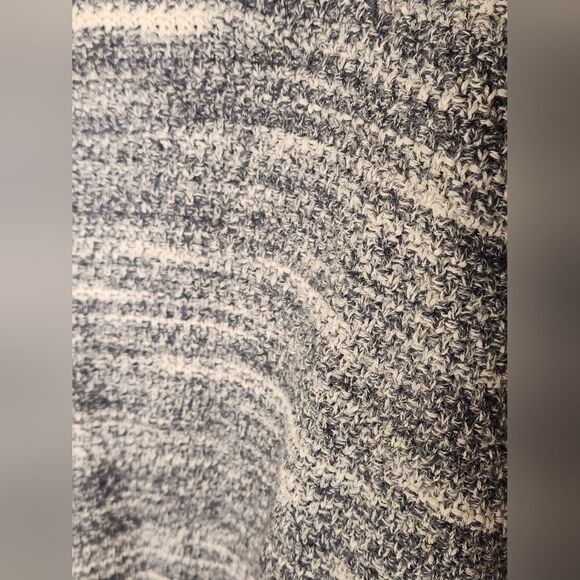 Abercrombie & Fitch L Cable Knit Lngslve GrayWhite ColorBlend Yarn Women Sweater - Picture 3 of 8